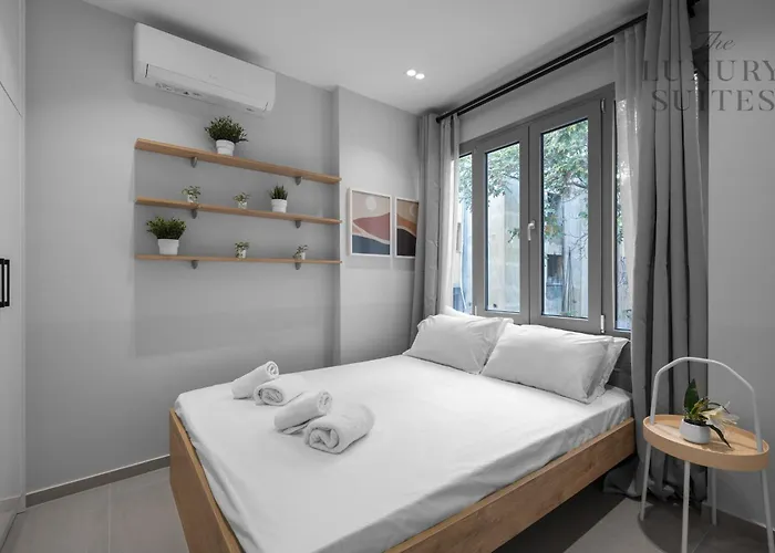 Apartment Bonsai Apartments, The Luxury *