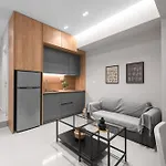 Bonsai Apartments, The Luxury