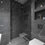 Apartment Bonsai Apartments, The Luxury