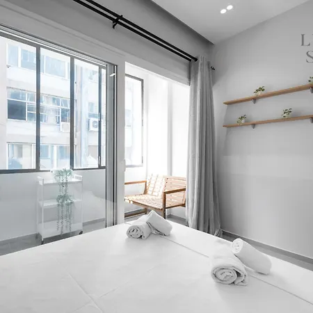 アパート Bonsai Apartments, The Luxury テッサロニキ