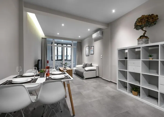 Bonsai Apartments, The Luxury *