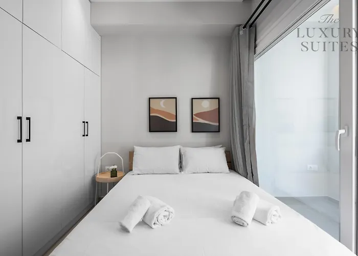 Bonsai Apartments, The Luxury