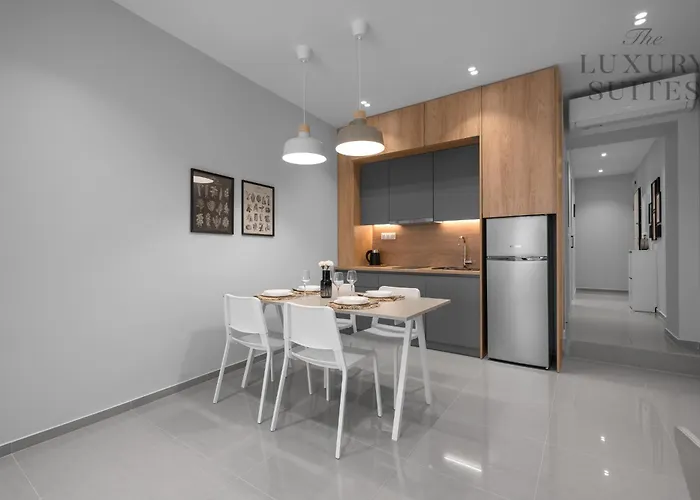 Bonsai Apartments, The Luxury *