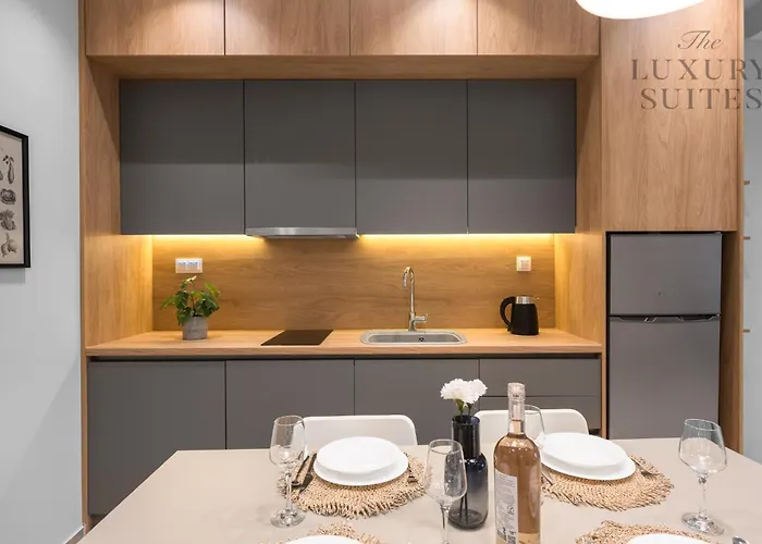 Bonsai Apartments, The Luxury